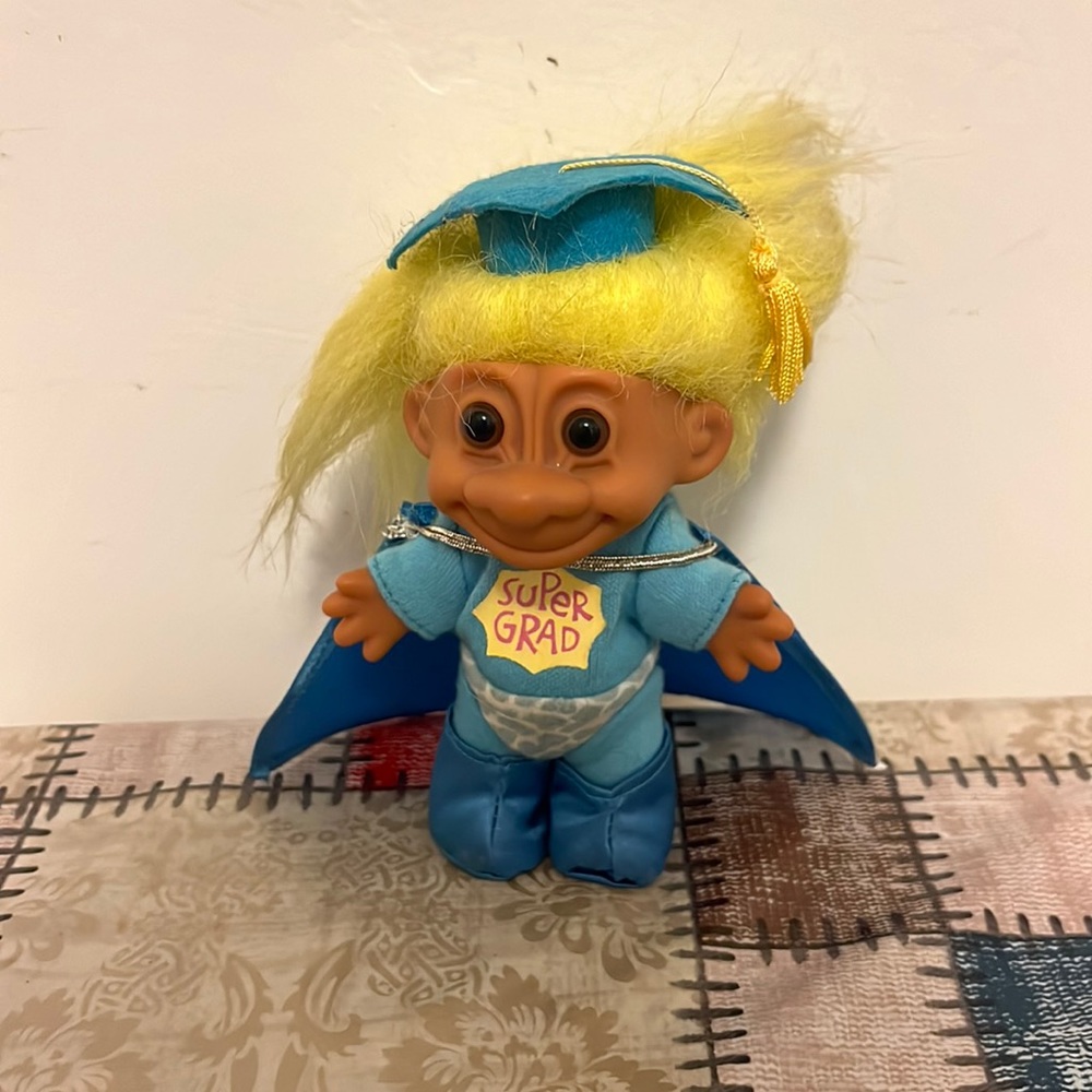 SUPER GRAD 👨‍🎓 👩‍🎓- 5" Russ Troll Doll - Rare